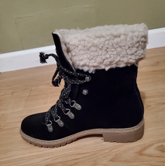 Bass boots size 7 - Picture 3 of 6